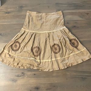 Brown skirt